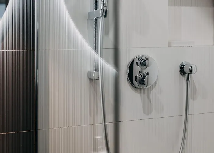 Black&white Bukowska18 B With Balcony And Garage Apartment Poznan