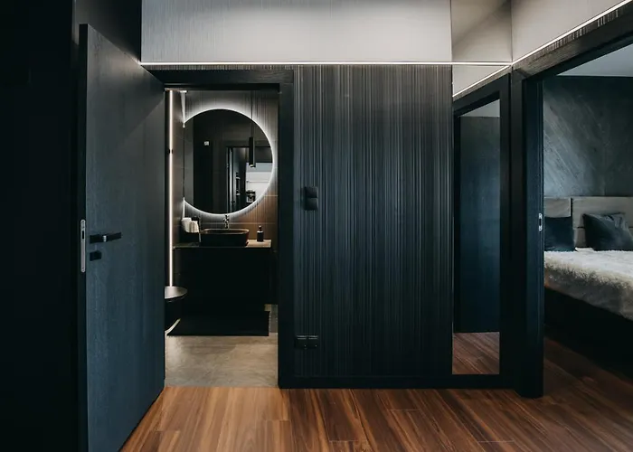 Apartment Black&white Bukowska18 B With Balcony And Garage