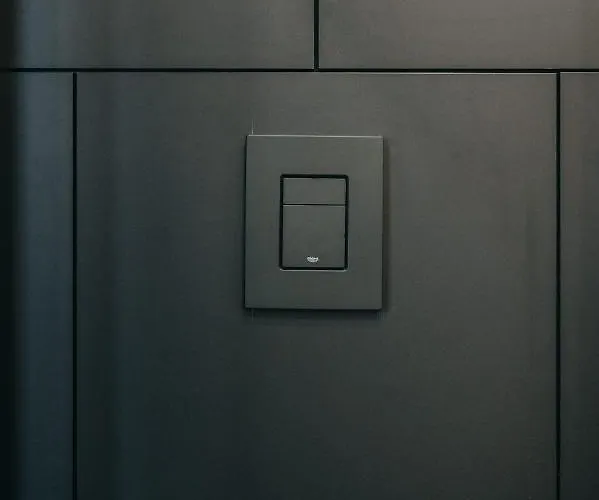 Black&white Bukowska18 B With Balcony And Garage Apartment *